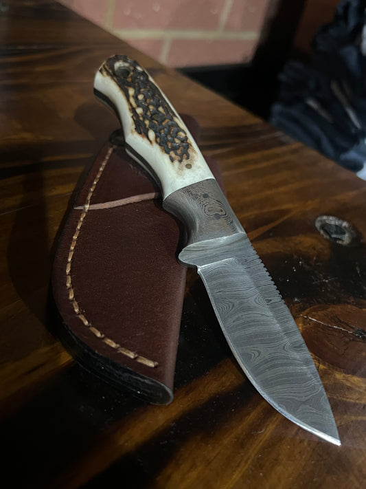 Stag Antler & Damascus Steel Knife