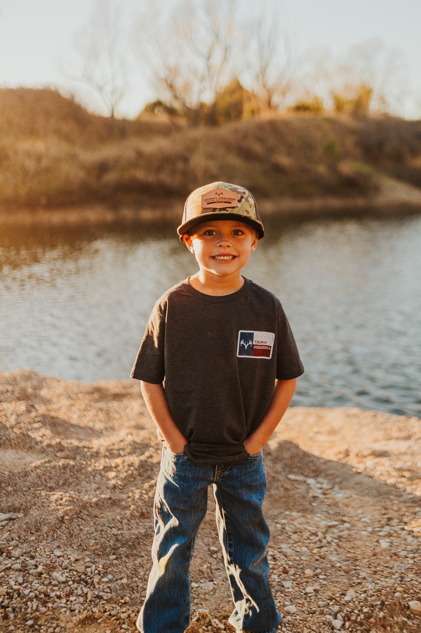 Youth Tee Heather Charcoal Texas Flag